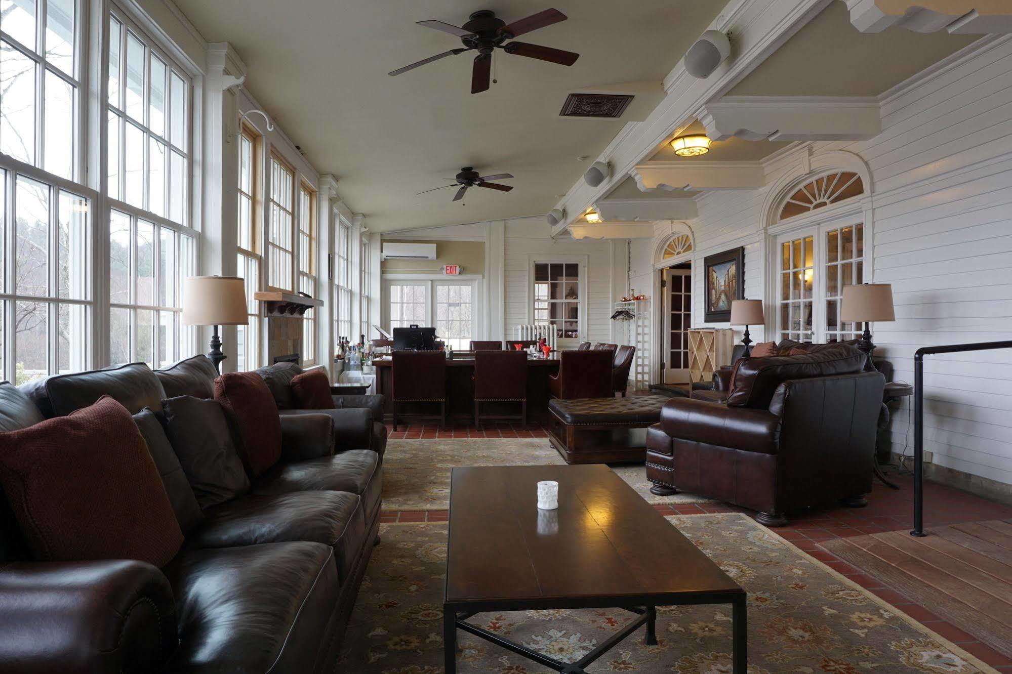The White House Inn Wilmington Extérieur photo